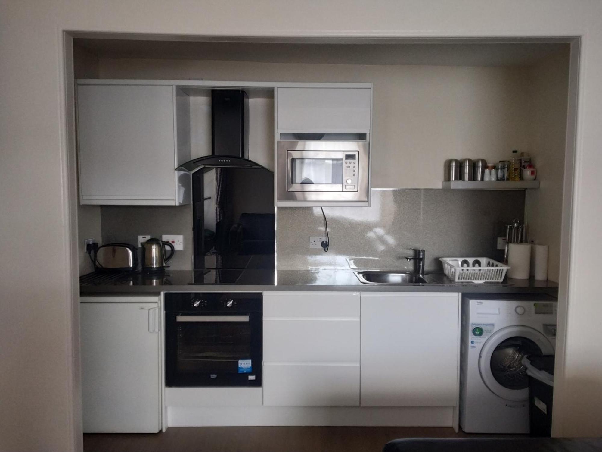 Glasgow City Charlotte Service Aparments Екстериор снимка